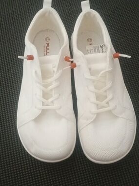 Pullex White Lace-Up Women’s Sneakers with Orange Accent